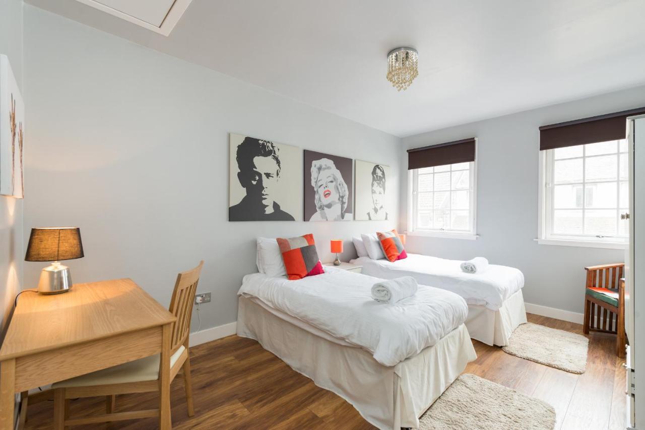 Royal Mile Modern Apartment Edinburgh Exterior photo