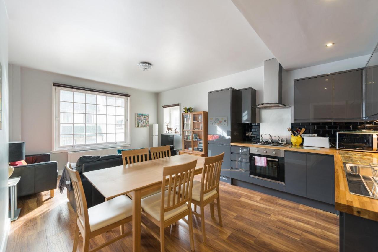 Royal Mile Modern Apartment Edinburgh Exterior photo